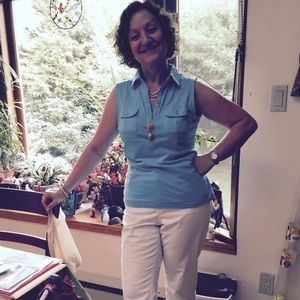 Meet your Posher, Andrea